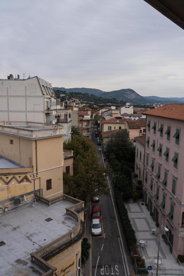 New Central Apartment & Rooms Montecatini Terme Eksteriør billede
